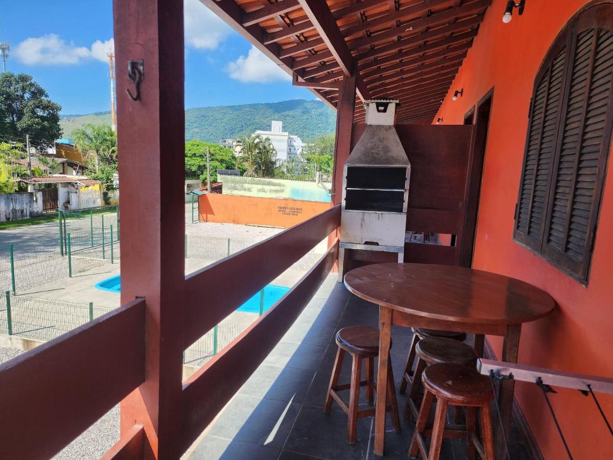 Apartamento 0001.05 - Maranduba - Apto - 2 - 8 Pessoas - 2 Quadras Do Mar - Piscina - Wi-fi